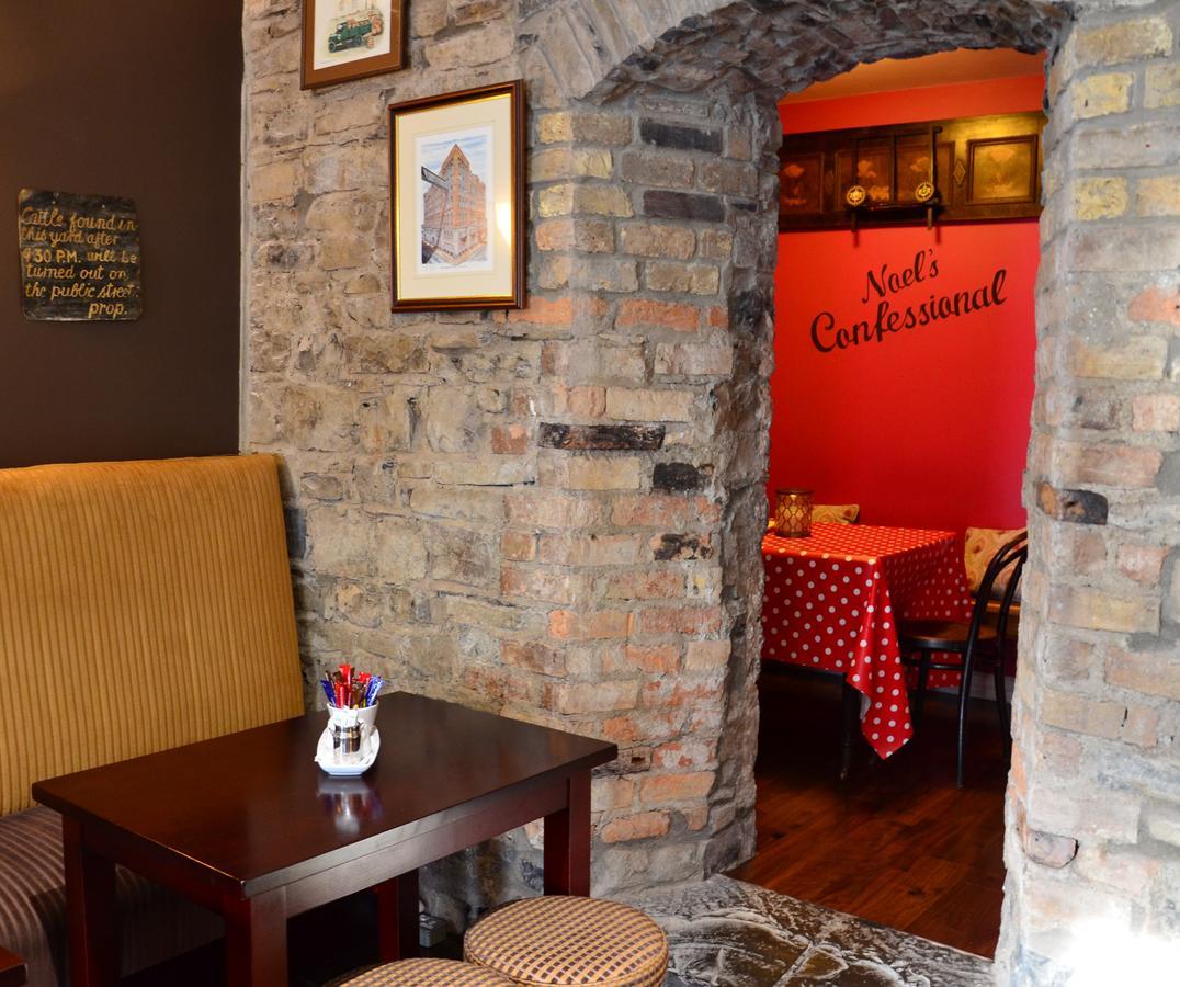 The Lawrence Hotel Athboy Buitenkant foto