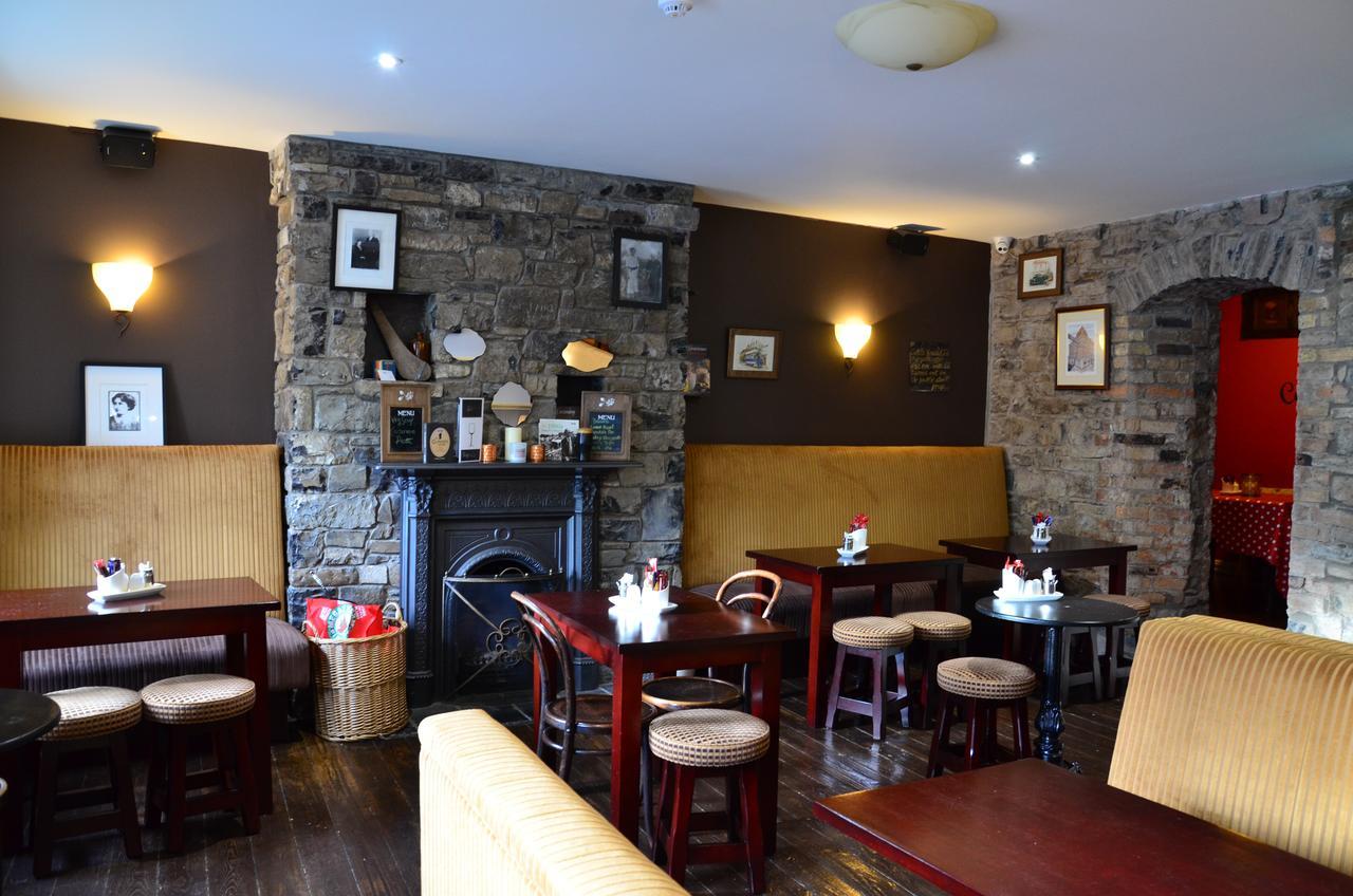 The Lawrence Hotel Athboy Buitenkant foto