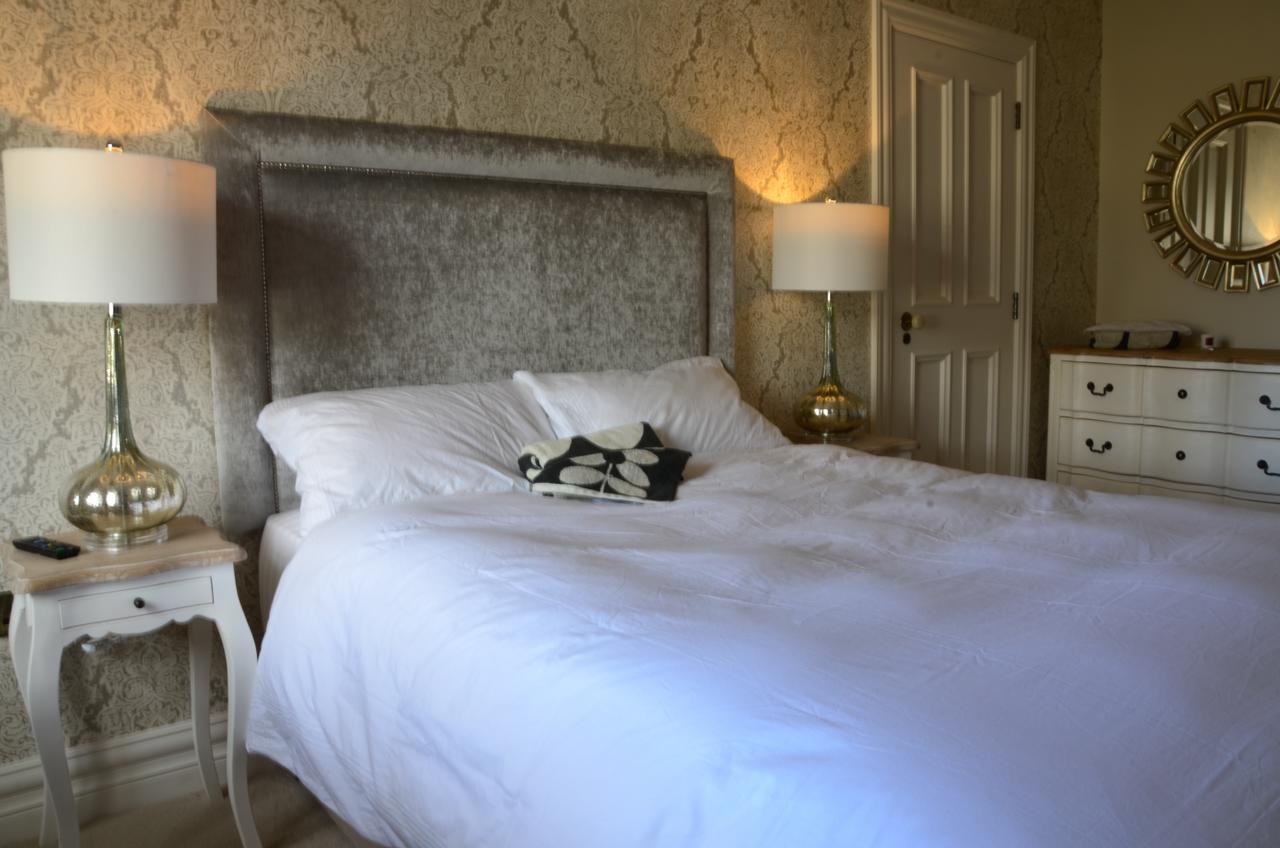 The Lawrence Hotel Athboy Buitenkant foto